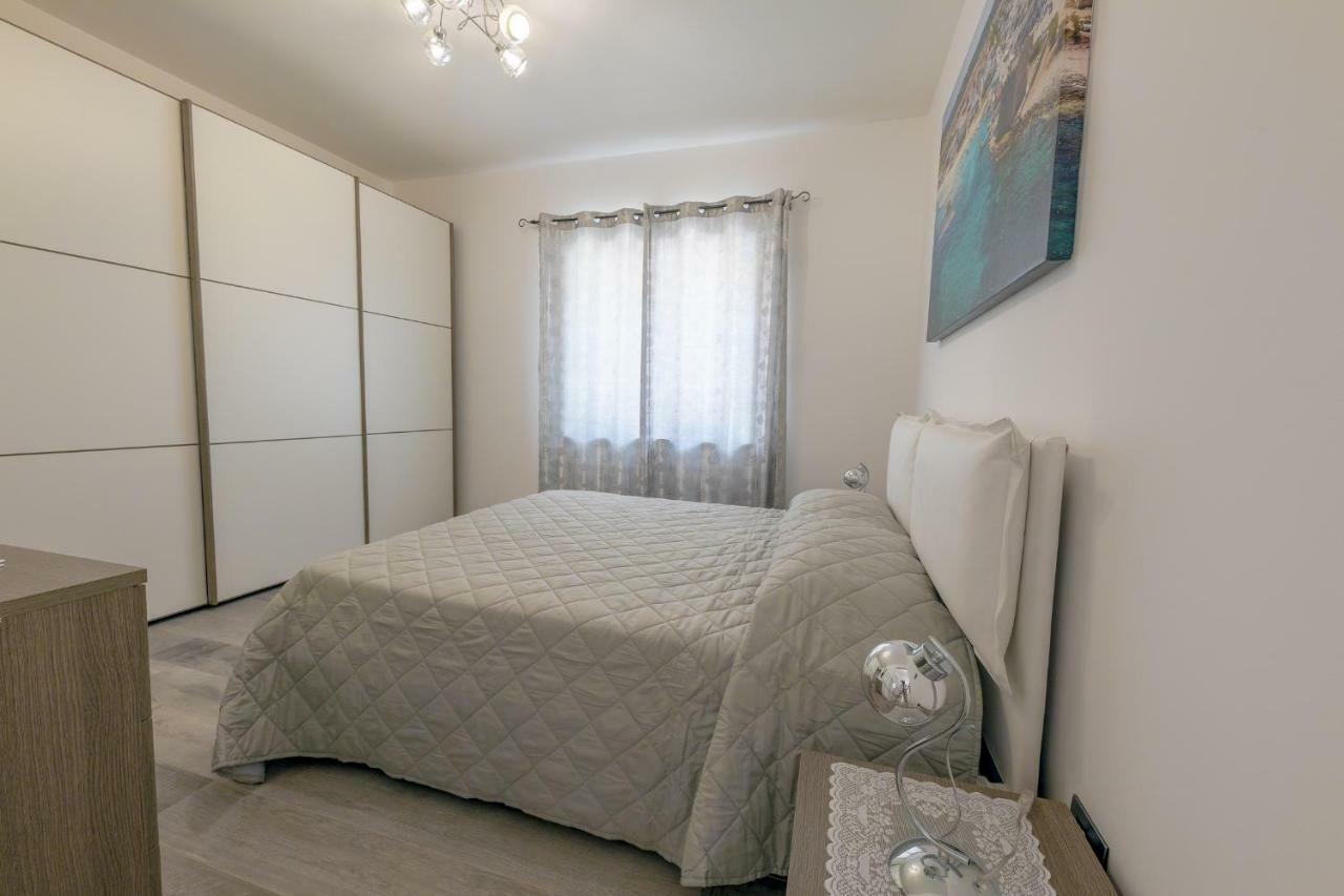 Casa Angela Rosa Villa Каровиньо Екстериор снимка